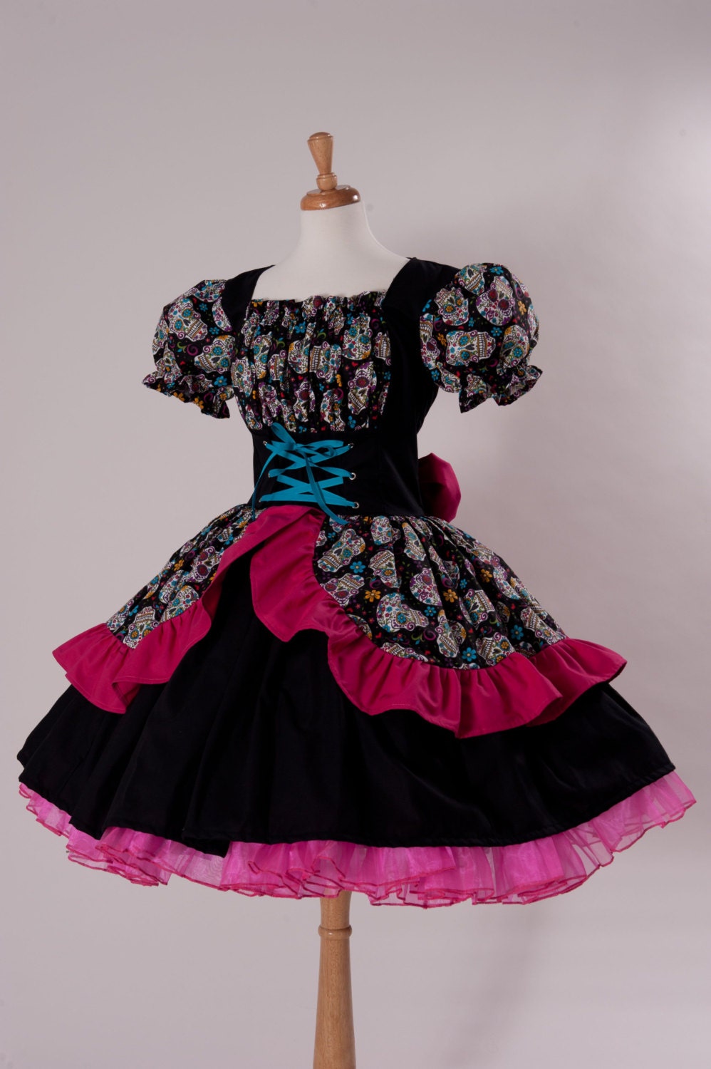 Day of the Dead Dress Cinco De Mayo Costume Sugar Skulls Halloween Costume Gothic Lolita Cosplay Womens Medium Large Xlarge