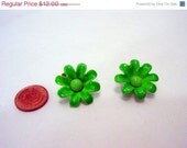 ON SALE Vintage Enamel Flower Earrings Clip on Earrings Green Flower Vintage Jewelry Jewellery