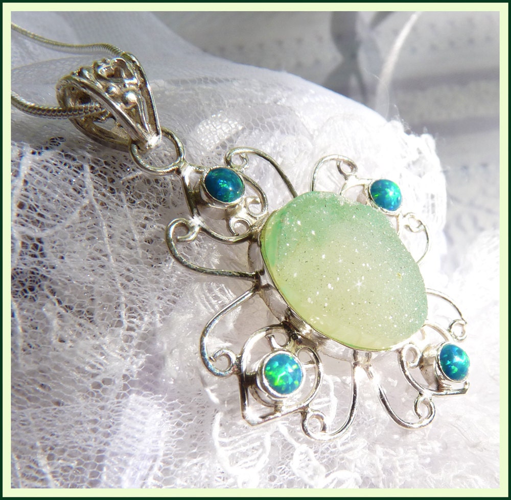 Druzy - Opal Combination - Mint Green Fire Opal - Necklace  DD 8781