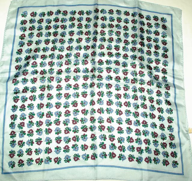 Floral print silk scarf or pocket pouf