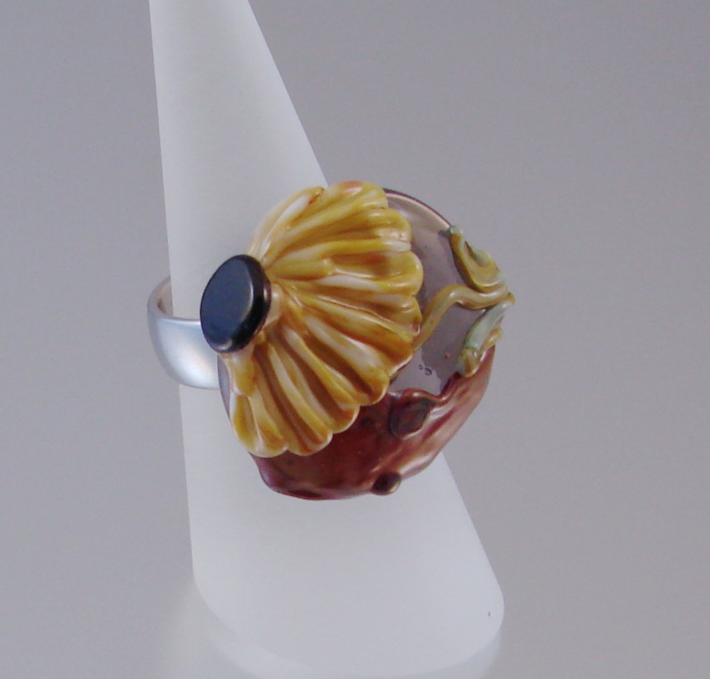 Changeable Ring Topper - Straw Daisy