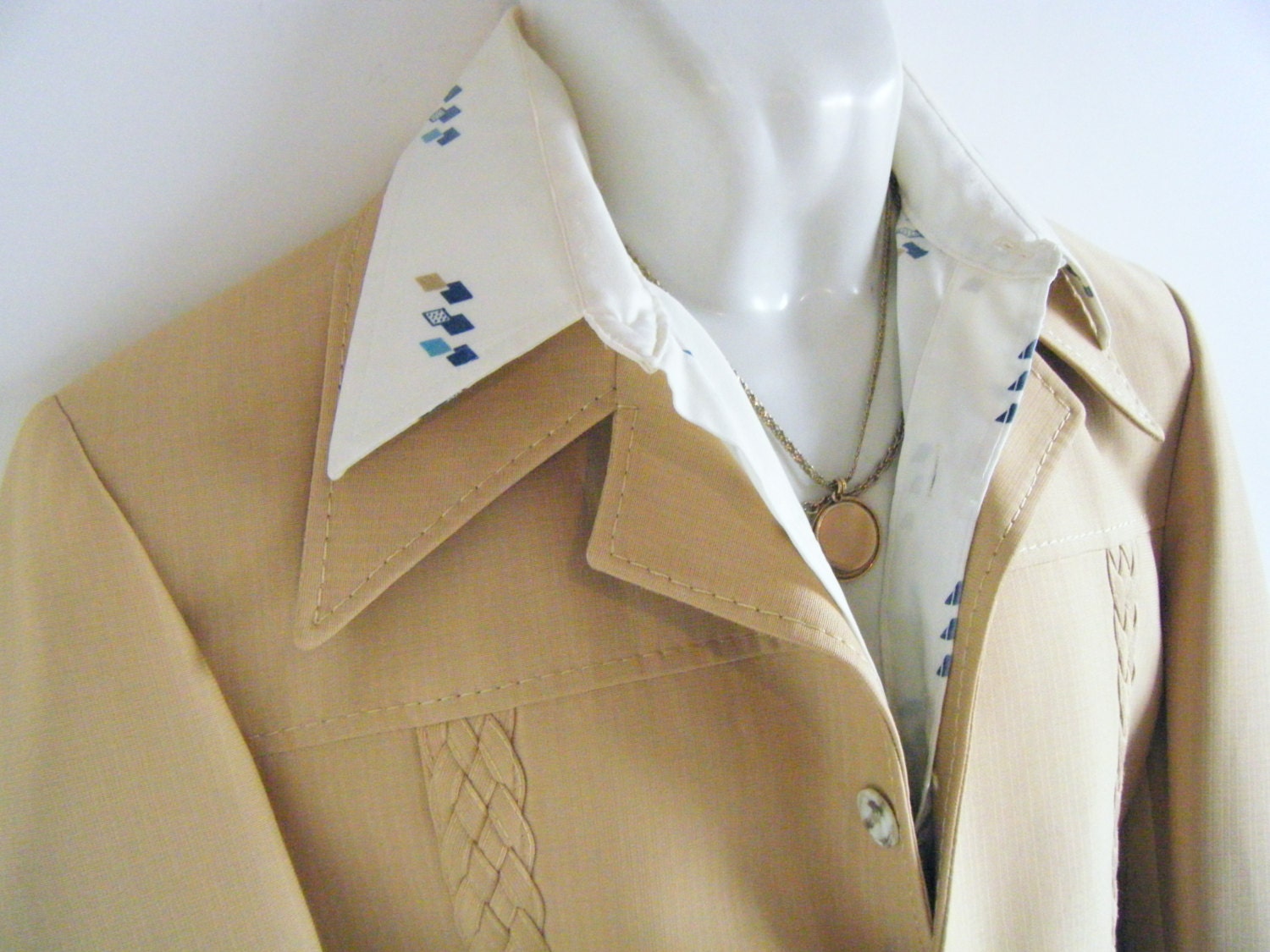 1970s banana creme LEISURE SUIT with matching shirt and belt, size 40 R or a vintage large
