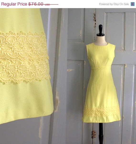 SALE Vintage 1960s Dress 60s Yellow Lace Cocktail Dress Sleeveless Womens Size Small