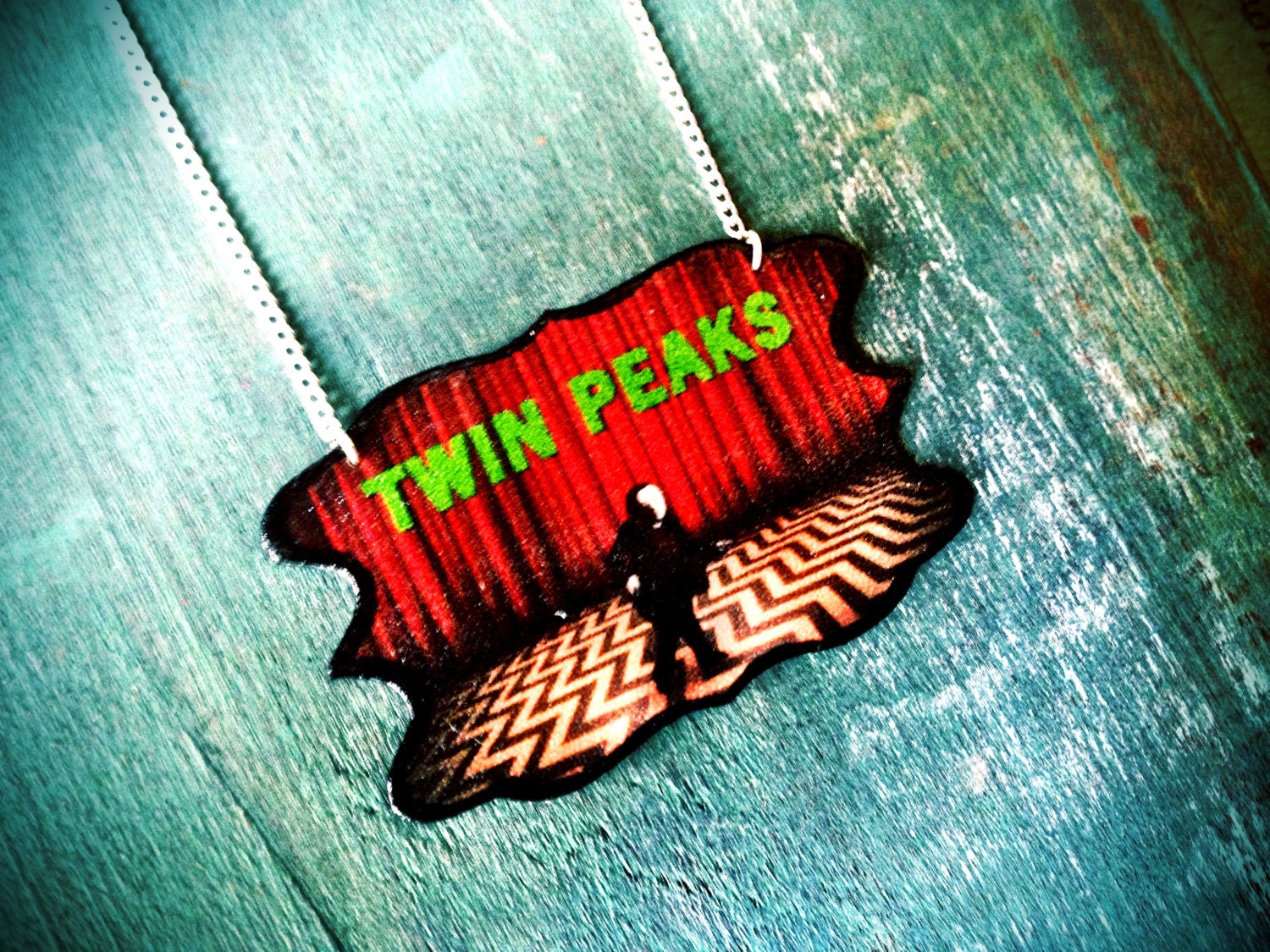 Twin Peaks Movie Necklace David Lynch Red and Black 90s Cult Classic Statement Jewelry NEW