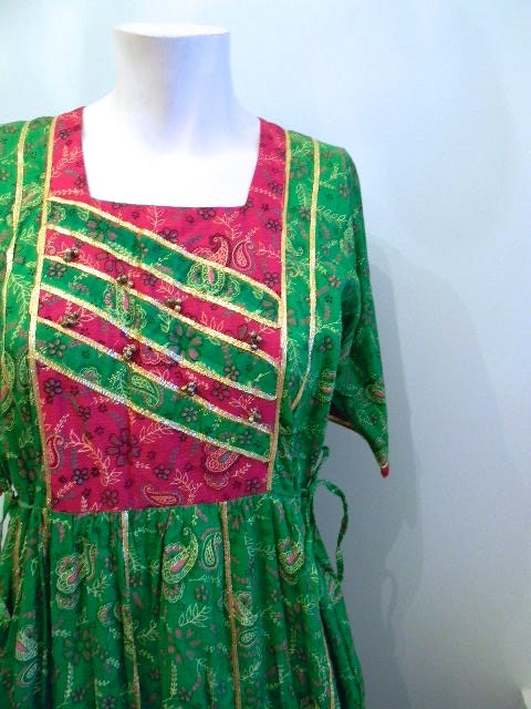 vintage. 1970s Indian Cotton Dress  / S M