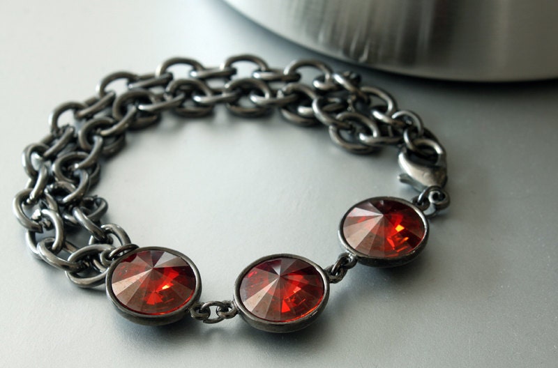 Rivoli Swarovski Bracelet, Red Magma Color Crystals, Heavy Gunmetal Chain, Friendship Bracelet, Gunmetal Bracelet