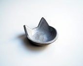 Modern Cat Bowl, White, Ceramic, Pottery, Ring Dish, Tea Bag Rest, Spoon Rest, Jewelry Dish, Pretty Bowl