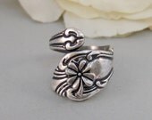 Little Shamrock,Ring,Silver,Irish,Shamrock,Antique Ring,Silver Ring,Spoon Ring,Clover,Wedding, Handmade jewelery by valleygirldesigns.