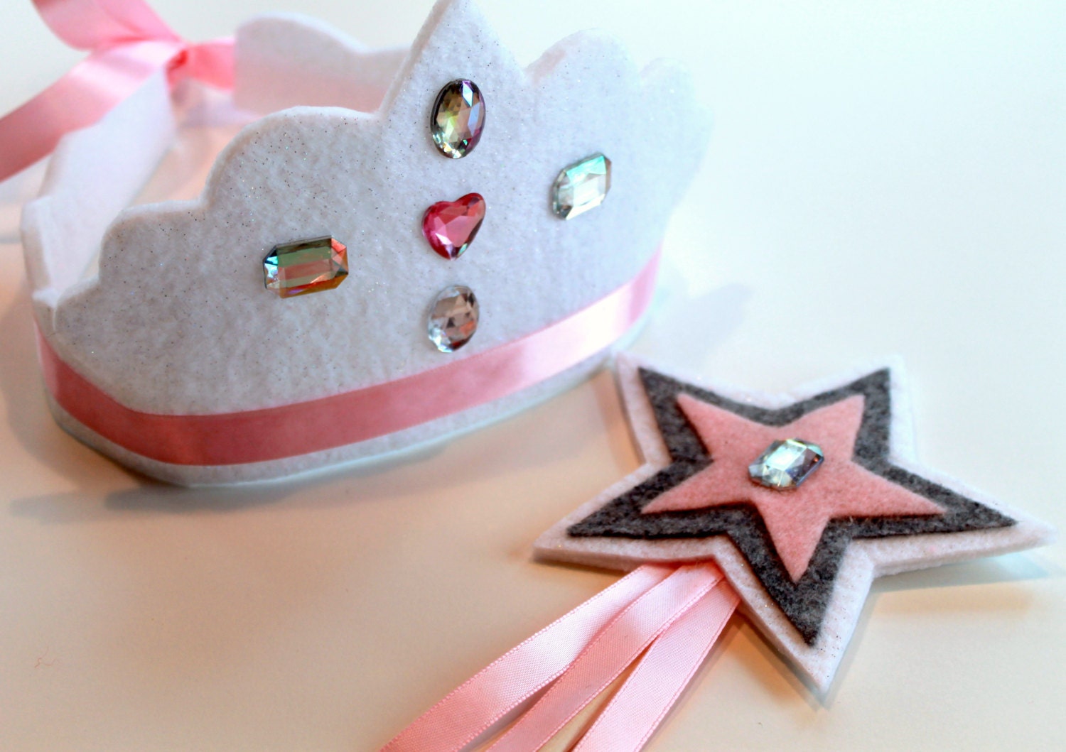 eco friendly marin crown with matching felt wand set. your choice or crown and wand color.  party, play, pretend.