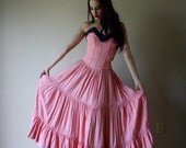 60% OFF SALE 40s Party Dress / Valentines Day / Sweetheart Neckline / PInk Navy / Holiday Party Dress / Prom Dress // Flower Applique