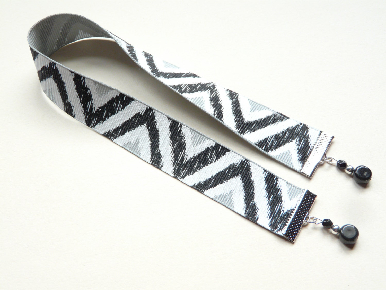 Black White & Gray Chevron Stripes Ribbon Bookmark With Black And Silver Beads (T68)
