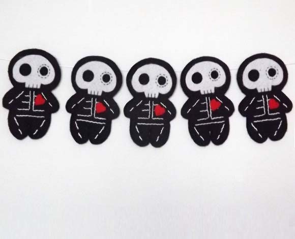Day of the Dead Mexican Skull Decoration Sugar Skulls Felt Garland