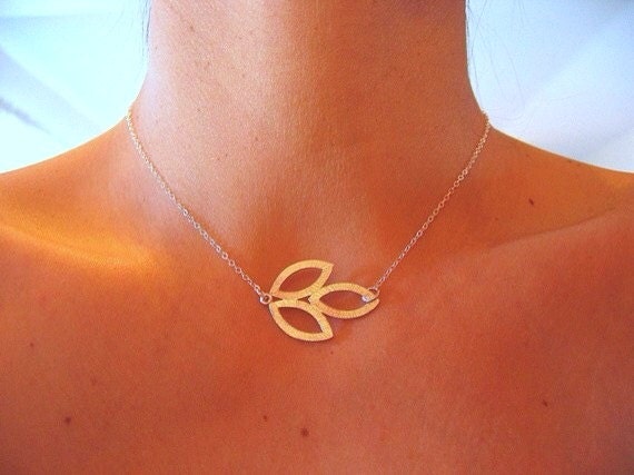 Modern Leaves Sideways Necklace in Silver (White Gold)Bridesmaids Jewelry, Bridal Jewelry