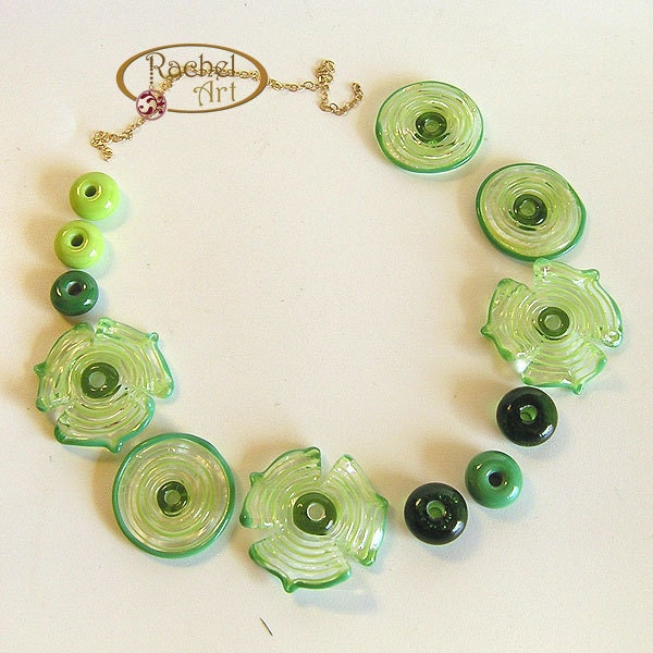 Green Glass Beads, Handmade Flower Lampwork Beads, Flower Glass Beads Disc Set (12 )