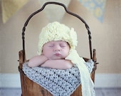ON SALE Newborn photo prop chunky baby blanket  18 x 18 gray