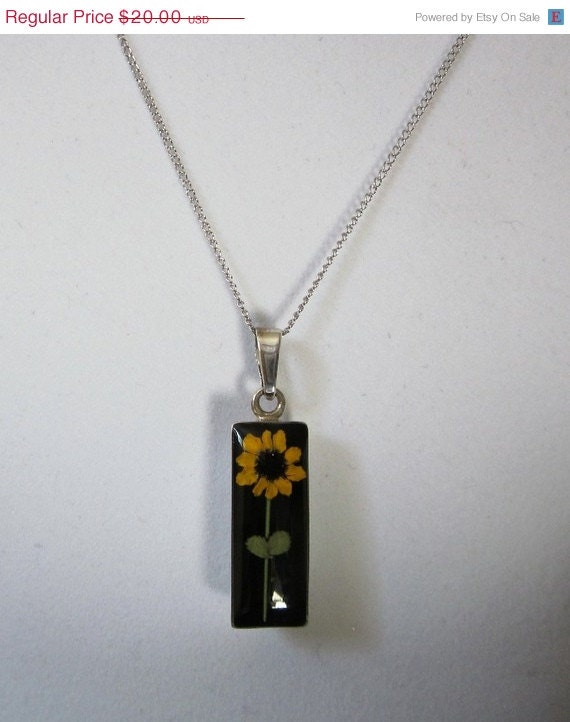 ON SALE Miniature Flower Pendant and Chain