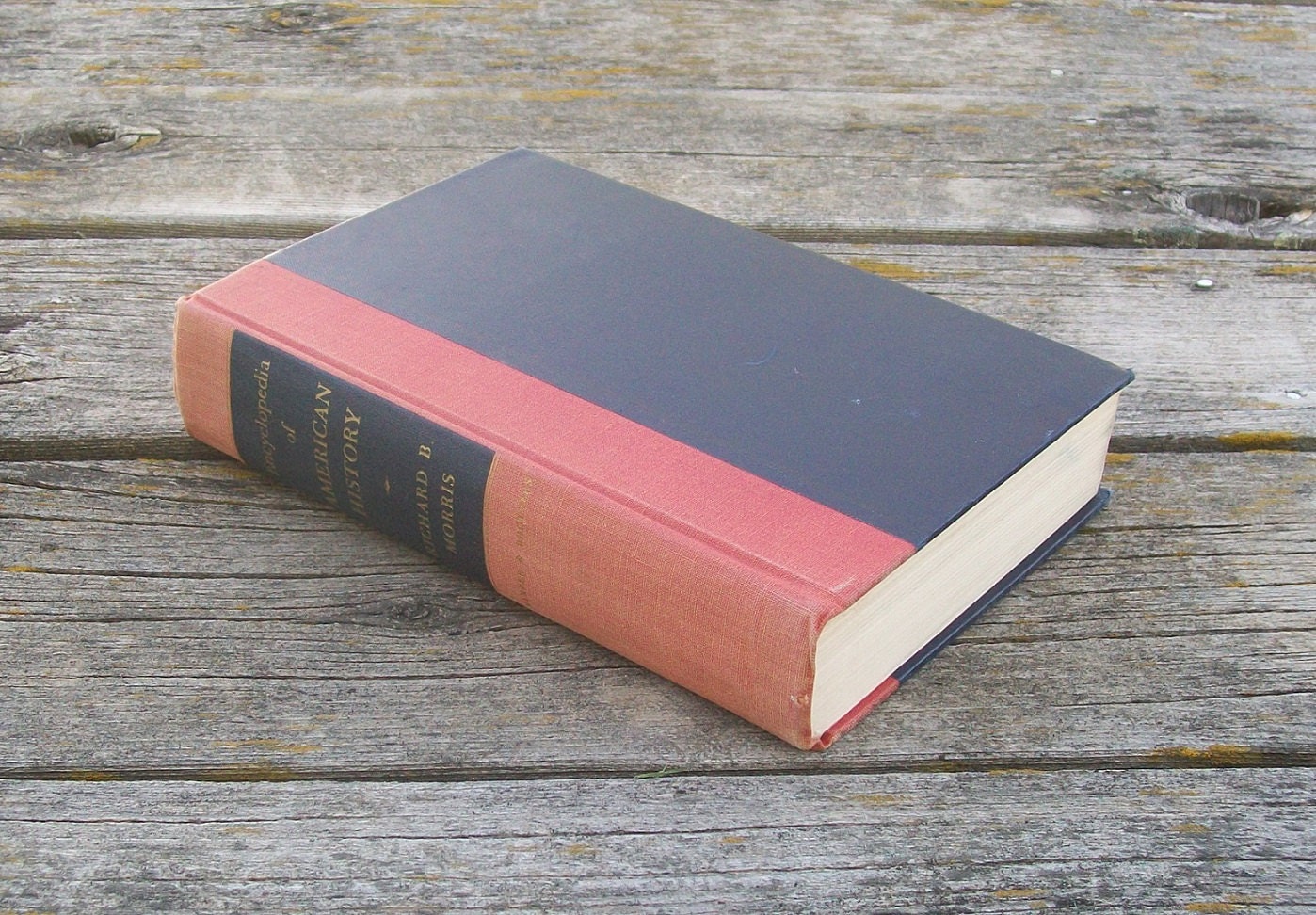Vintage book Encyclopedia of American History by Richard B. Morris 1953