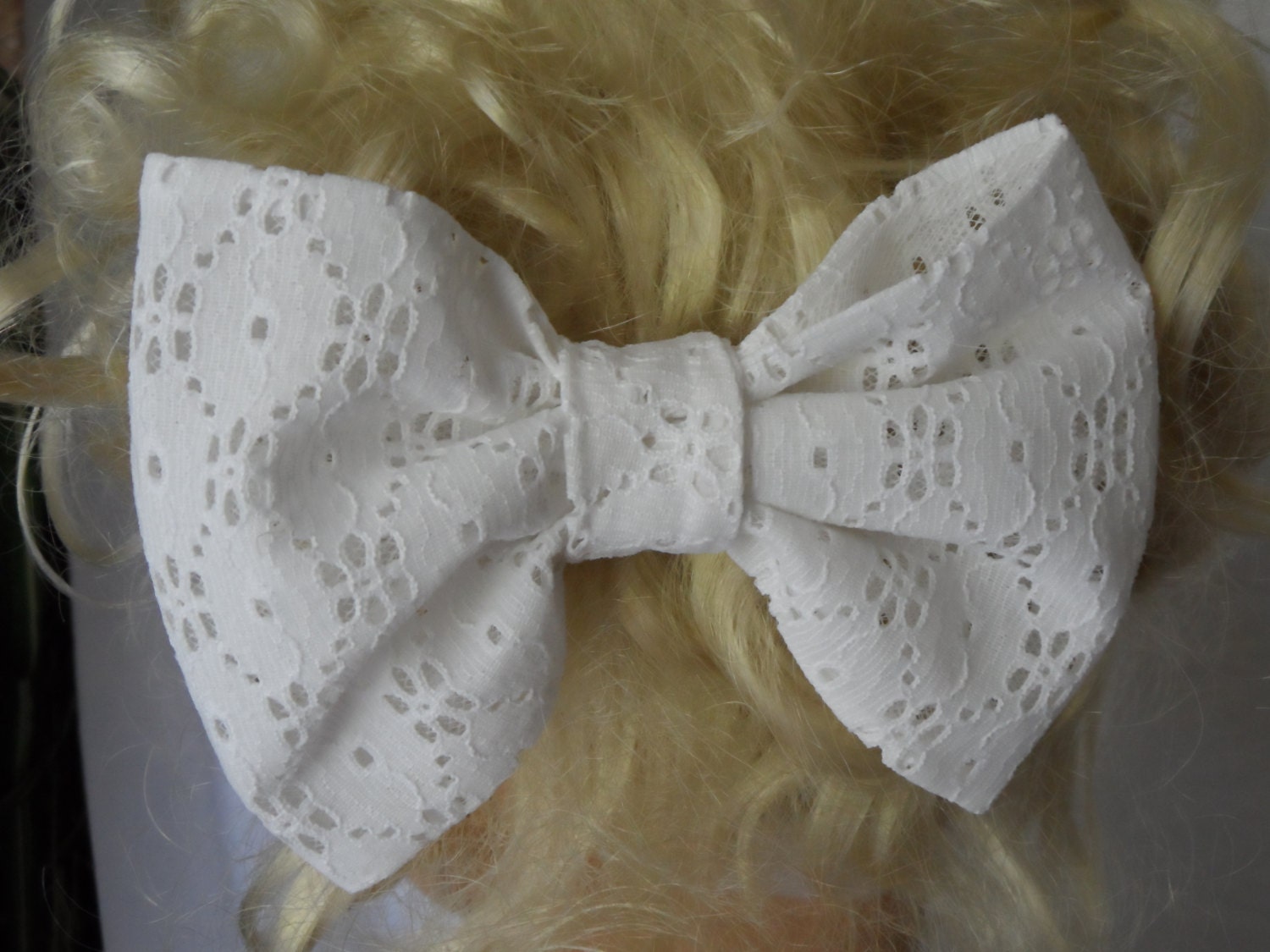 Large Hairbow ...   White Eyelet Cotton ...  Handmade  ..    Teen Girls  /  Ladies