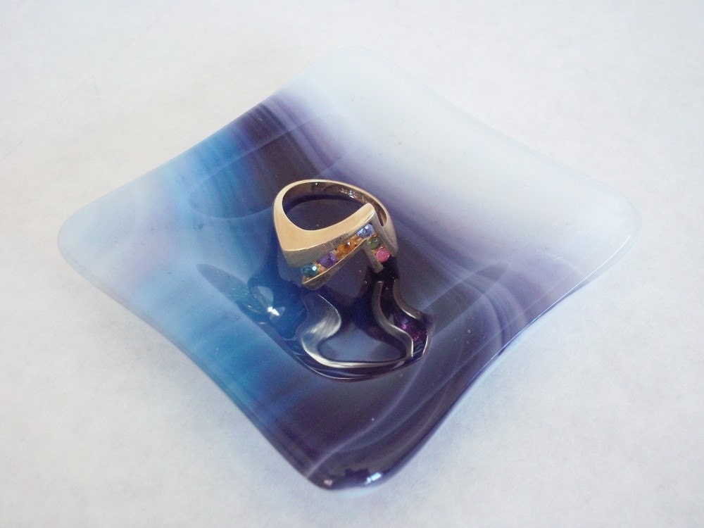 FREE SHIPPING - Purple Blue Ombre Mini Fused Glass Dish, Ring Dish, Jewelry Dish