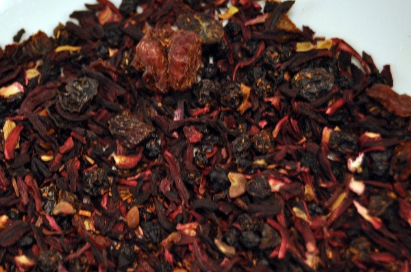 1 oz Red Fruit Cocktail loose tea