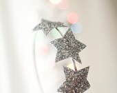Star Glitter Headband 5,5cm Size Three Stars in Shimmering Silver Fabric on Metal Headband Party Bridal Wear Girls Ladies Accessory