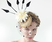 Royal Ascot Hat Natural Straw Cocktail Hat Round Fascinator Cream Flower Black Veiling Summer Party Accessory Headpiece