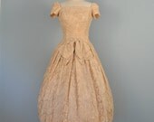 Vintage 1950s Wedding Dress...Gorgeous Cafe Au Lait Short Lace Wedding Dress Small
