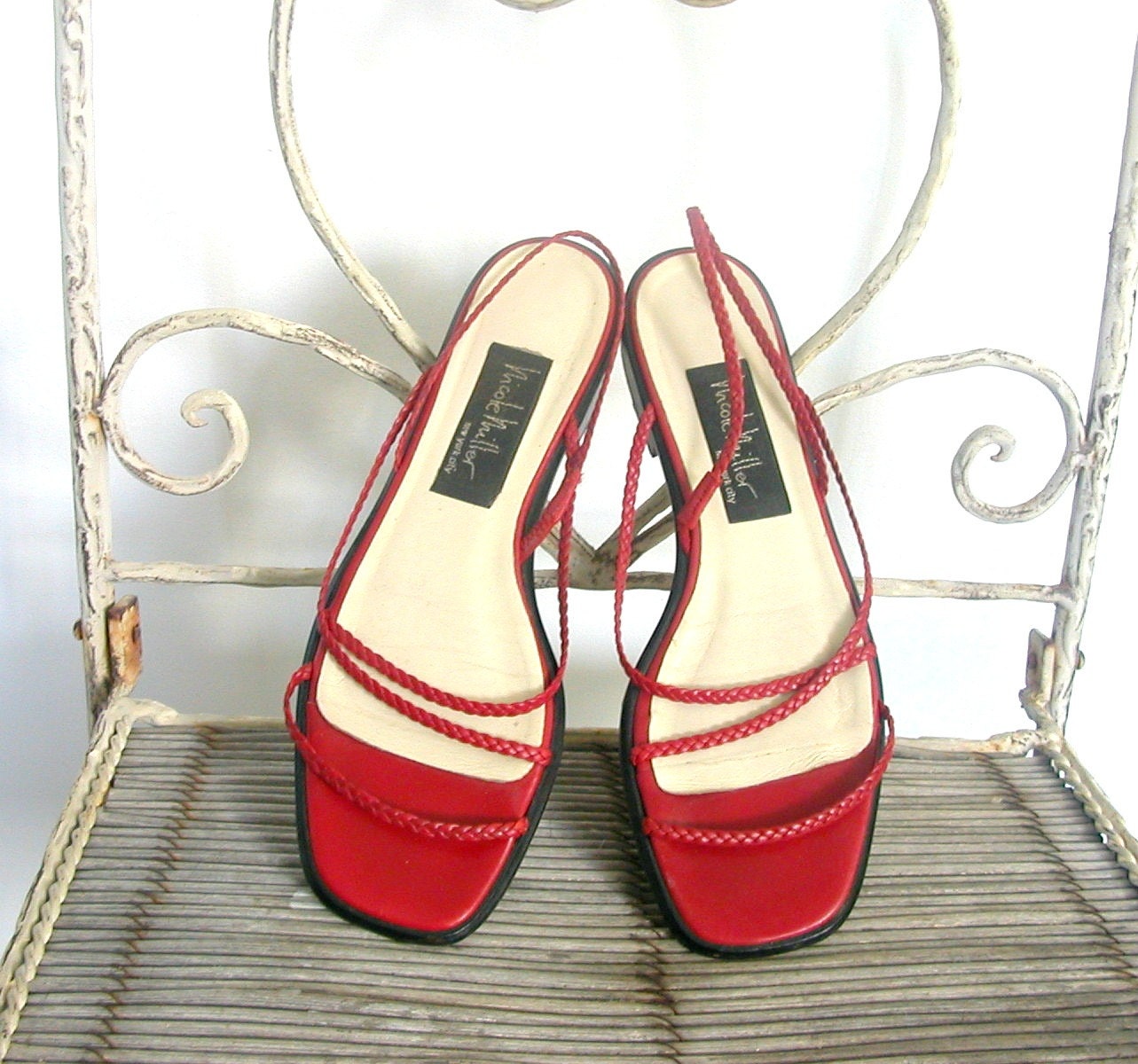 Vintage Red Sandals / womens sandals / Nicole Miller / red leather sandal / strappy shoes / flat shoes / spring summer sandals / size 8 8.5