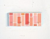 Key hanger in an orange pink mosaic pattern