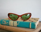 vintage 50s sunglasses -  CAT EYE cool ray polaroid glasses