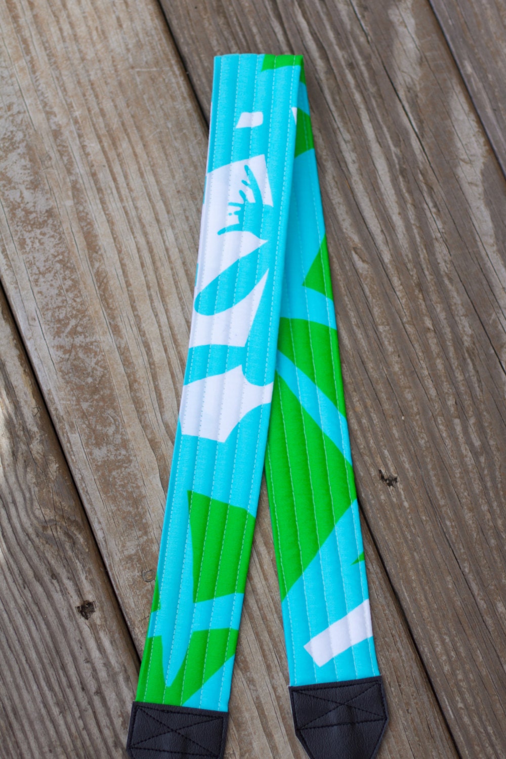 CAMERA STRAP in Lilly Pulitzer All Light Up