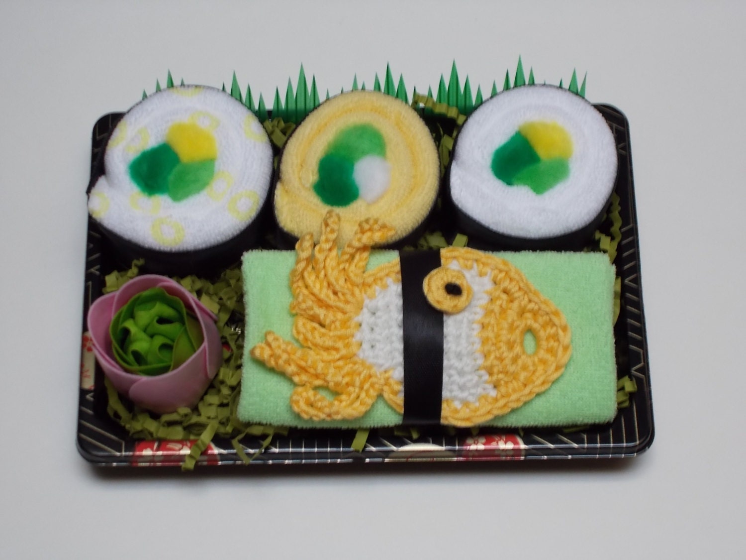 Baby Neutral Gender Washcloth Sushi Set with Yellow Tawashi Fish