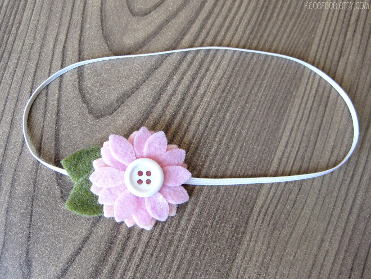 Newborn Flower Headband - light pink / white