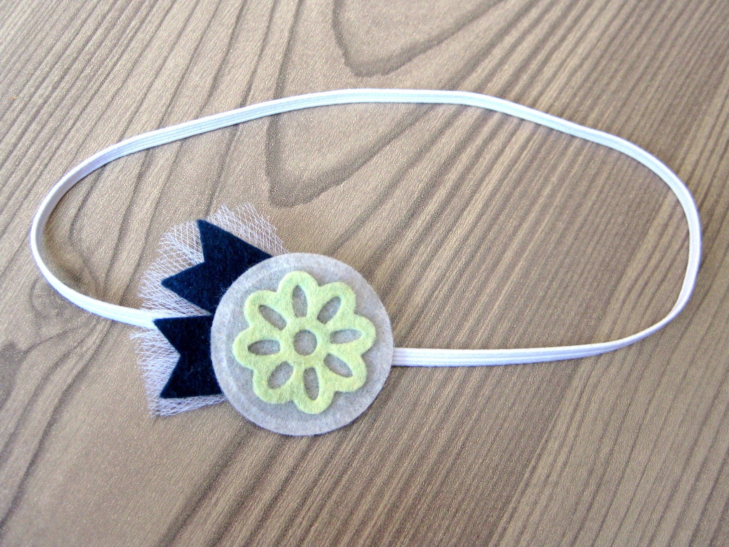 Newborn Medallion Headband - gray / green / navy