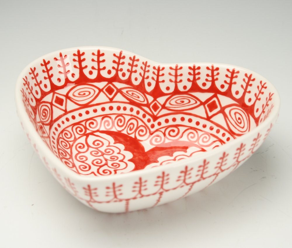 Bowl Bohemian Heart Shaped Red and White Serving Bowl Dinnerware