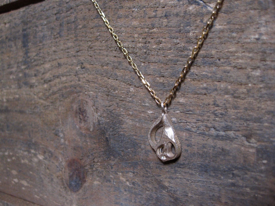 Cebu Shell Necklace // Bronze