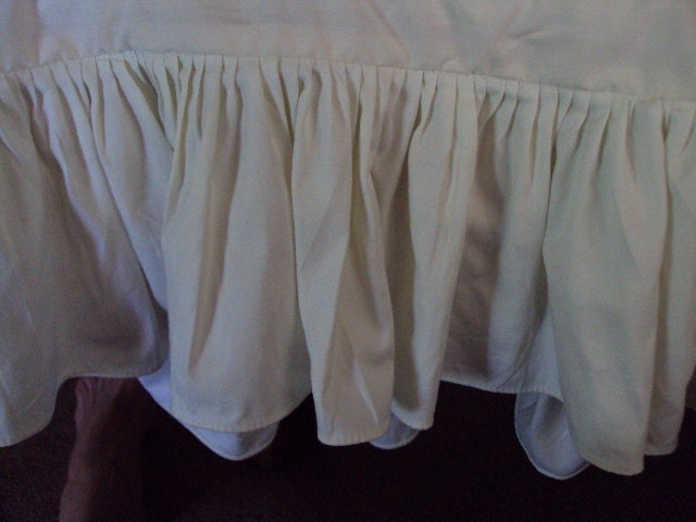 Ruffled Washed Antique White Cotton Pillow case - Country Farmhouse Collection