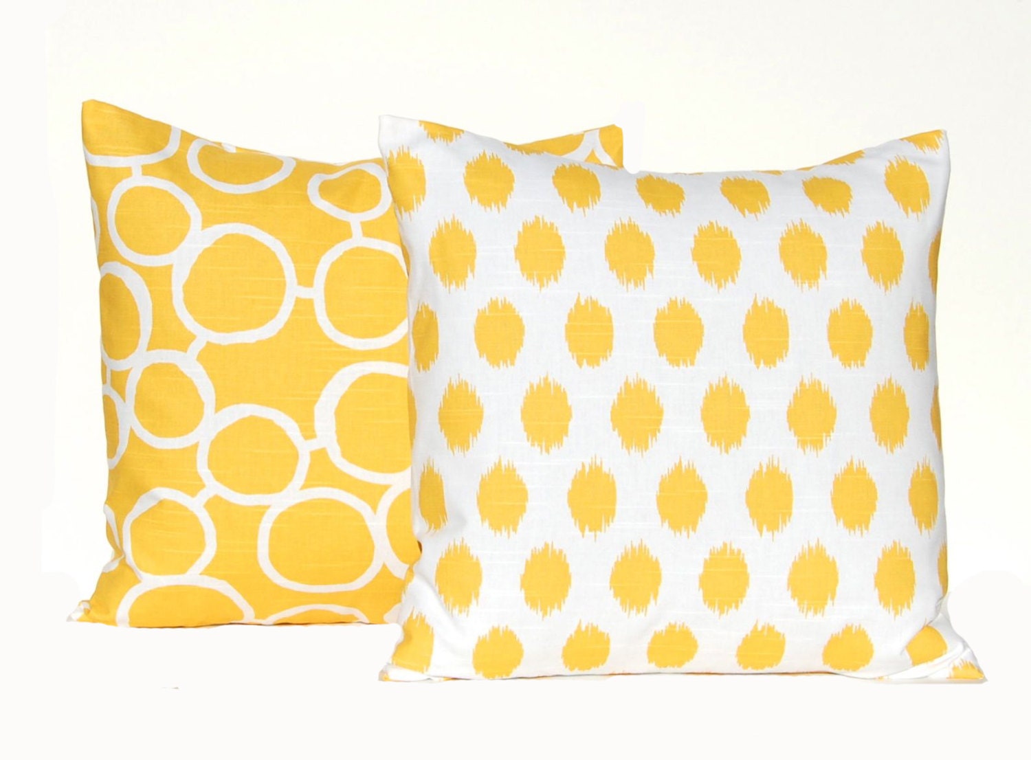 Decorative Throw Pillow Covers Pair of TWO Chevron Dots Circles 20 X 20 Inches - Yellow and White Geometric Design