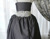 Raw silk grey flower girl dress wit a pearl bridal sash. Silver straps dress for a girl, flowergirl dress, wedding gown