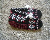 Women's Hand Knitted Slippers - Winter Warm Clothing-Red,Black,White
