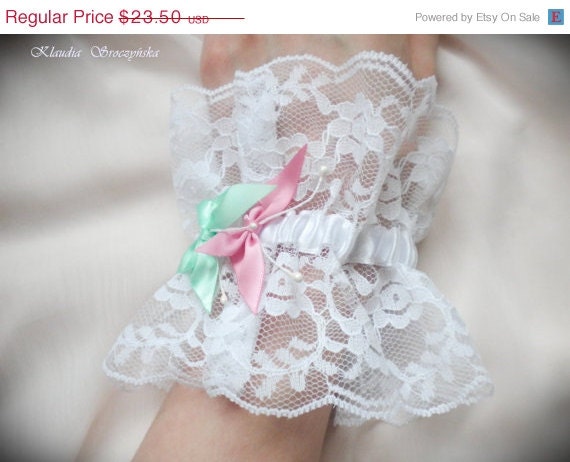 SALE Romantic white lace cuffs with satin butterflies Bridal cuffs Wedding cuffs Wedding gloves white bridal gloves