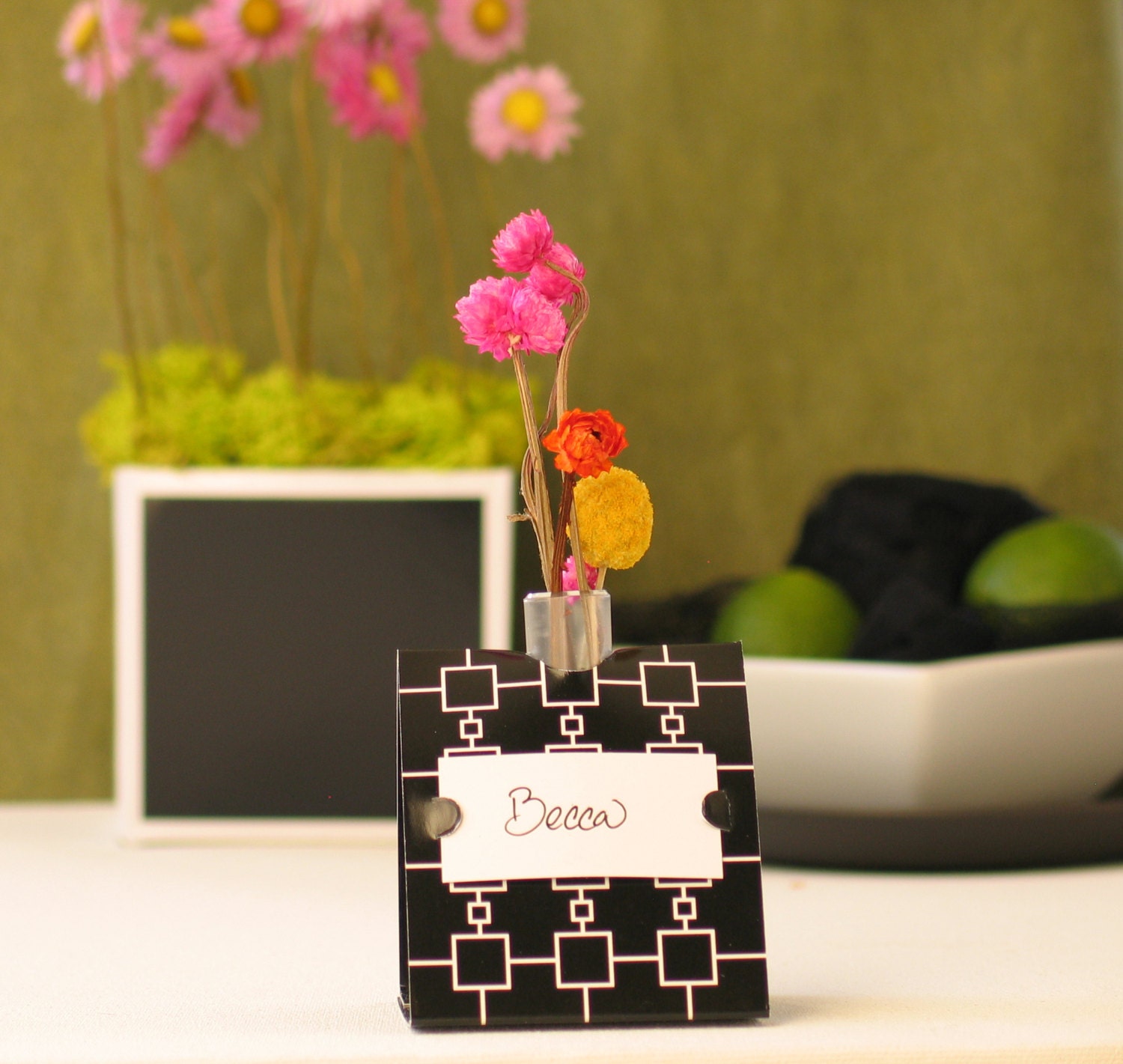 Blumebud - Recyclable Bud Vase Place Card Holders or Favors (24) - modern paper place card holders, wedding favors, eco-friendly