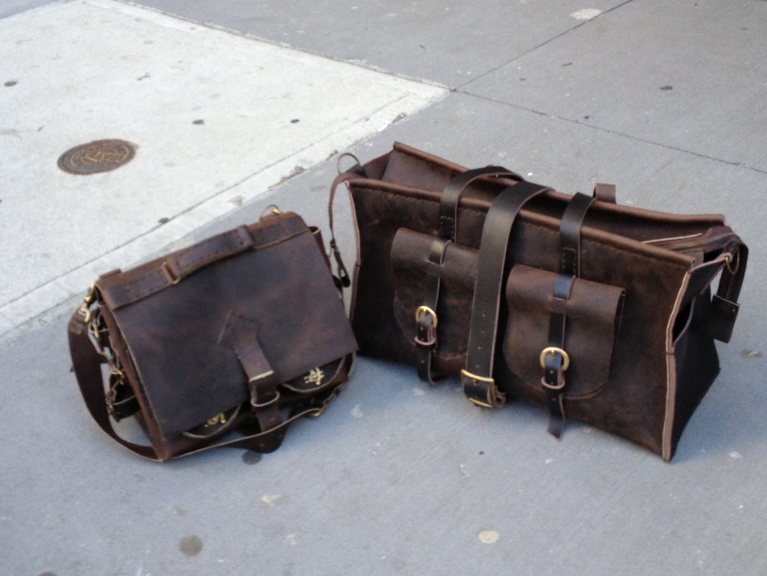 The Weekender bag Men - hand stitched leather holdall - no electricity no machines human full