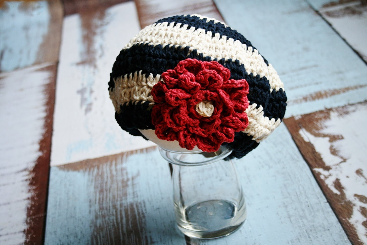 Girls Hat, Slouchy-Beret,Navy Blue, Cream, Red, Handmade, Spring, Knit, Kids, Accessories, Photo prop, Beanie, Knit, crochet