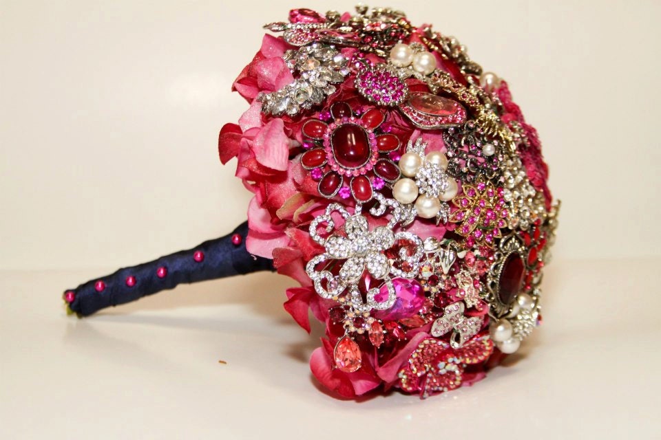 Deposit on a Custom Bridal Vintage Brooch Bouquet