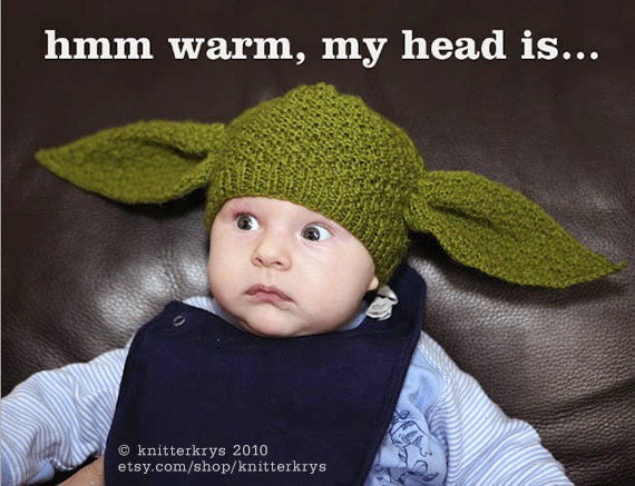 Baby yoda beanie , newborn - 3 months size.