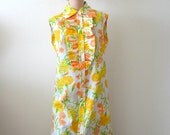 1960s Dress / Vintage Floral Print Sundress / Jabot Shirt Dress