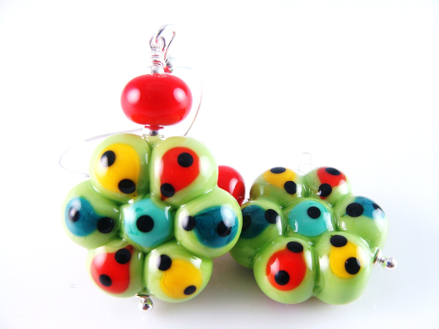 Glass Bead Jewelry, Green Dangle Earrings, Lampwork Earrings,  Beadwork Earrings, Daisy Flower Earrings, Lampwork Jewelry