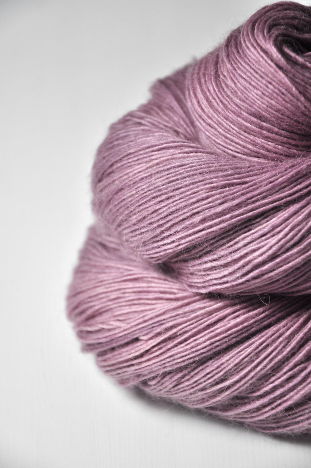 Forgotten bunch of roses - Merino/BabyCamel yarn fingering weight