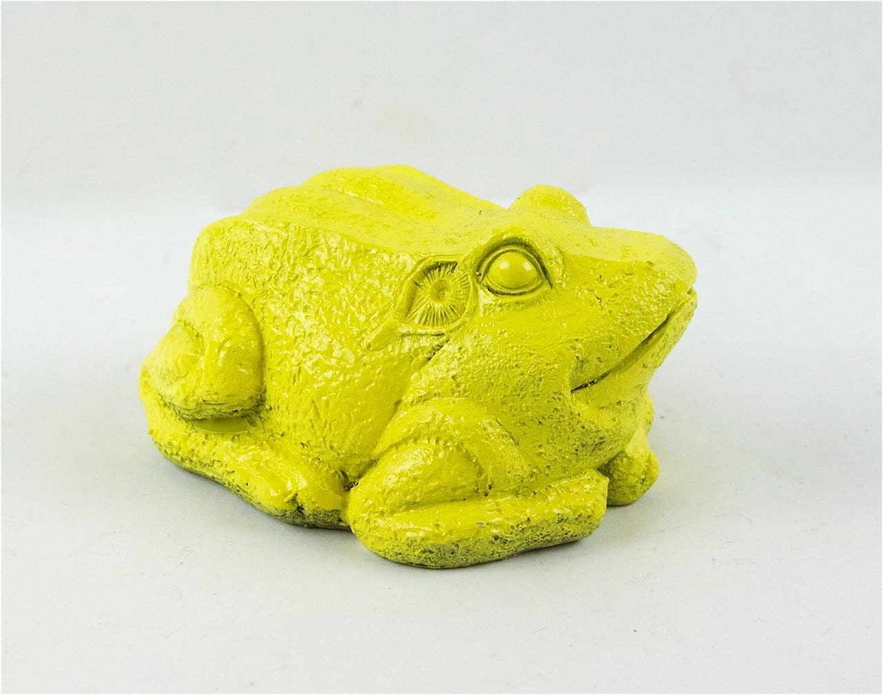Yellow Frog Statue - Funky Home Decor Figurine - Cute Toad